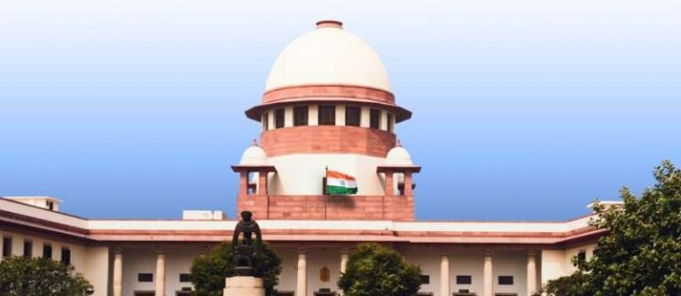 जम्मू-कश्मीर को राज्य बनाने की मांग पर सुप्रीम कोर्ट सख्त, केंद्र से चार हफ्ते में मांगा जवाब