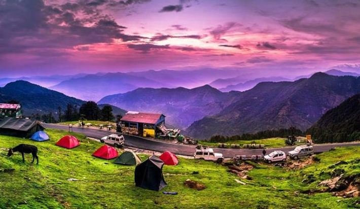 उत्तराखंड के हिमालयी घास से बने गर्म कपड़े की बंपर डिमांड……..पारंपरिक गर्माहट और शिल्प की खुशबू उत्तराखंड के हिमालयी घास से बने गर्म कपड़े की बंपर डिमांड……..पारंपरिक गर्माहट और शिल्प की खुशबू