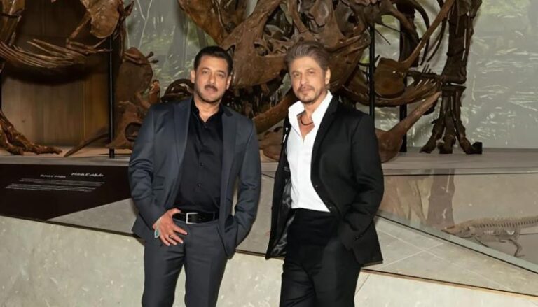 शाहरुख–सलमान का फिर दिखा भाईचारा, साथ में घूमते दिखे, फैंस बोले: दोस्ती हो तो ऐसी!