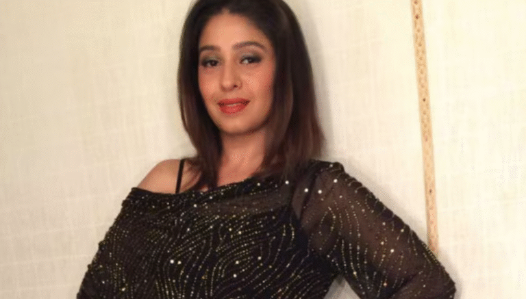 हो जाइये तैयार! फाइनल में गायिका सुनिधि चौहान करेंगी परफॉर्मेंस, स्टेडियम में चमकेगी रोशनी