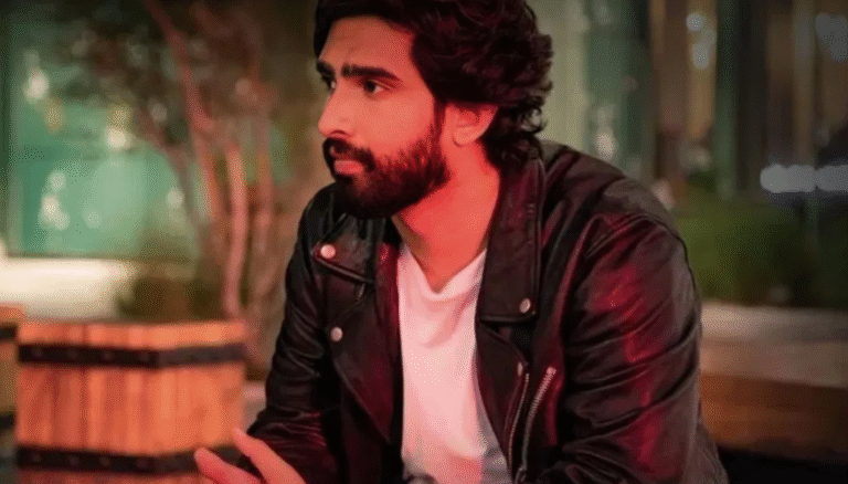 रियलिटी शो में अमाल मलिक का तीखा कमेंट– ‘कई लोग एक्टिंग कर रहे हैं’, फरहाना की सिंगिंग पर हुए फिदा