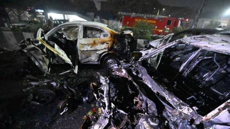 8 की मौत, छत्तीसगढ़ के प्रशांत बघेल की कार भी चपेट में