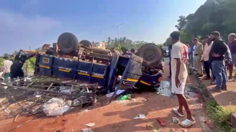 उडुपी में NH-66 पर पलटा वाहन, 5 मजदूरों की मौत, असम-त्रिपुरा के निवासी