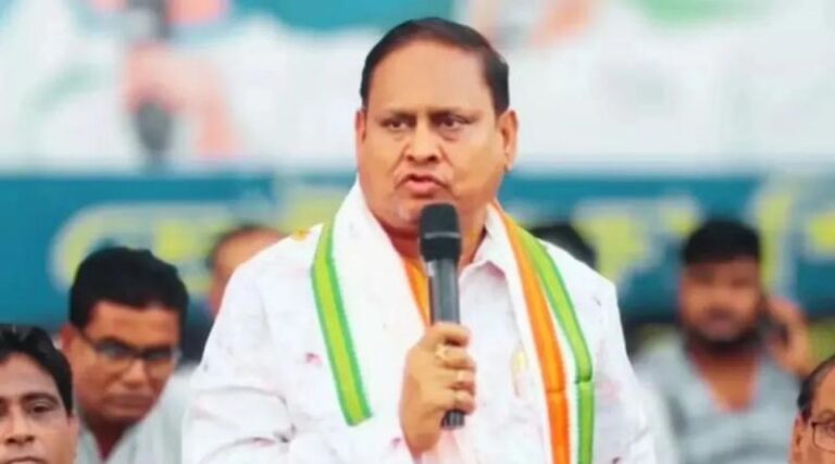 टीएमसी से निकाले गए हुमायूं ने भरी हुंकार……….2026 में ममता सत्ता में नहीं वापस आएगी 