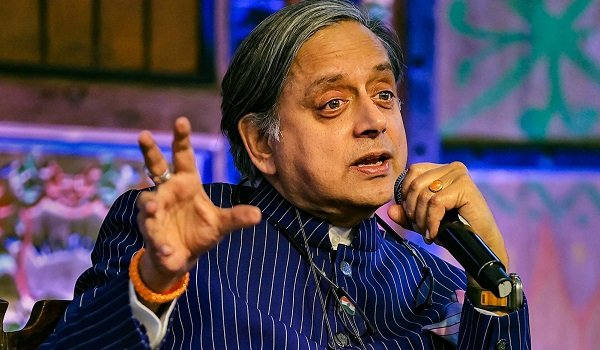 शशि थरूर कांग्रेस की बैठक में क्यों शामिल नहीं हुए, कैमरे के सामने खुद किया खुलासा