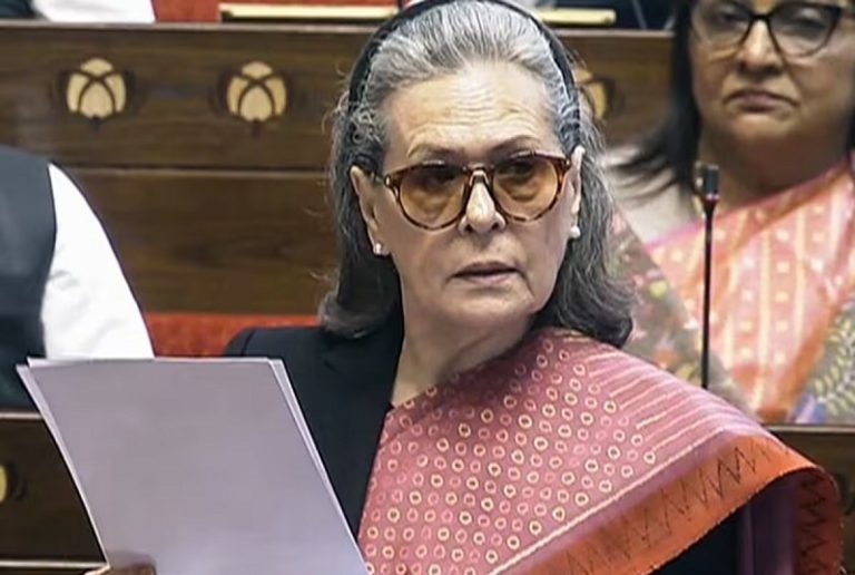 नेहरू के लेटर्स निजी संपत्ति नहीं… केन्द्र सरकार ने सोनिया गांधी से मांगे वापस