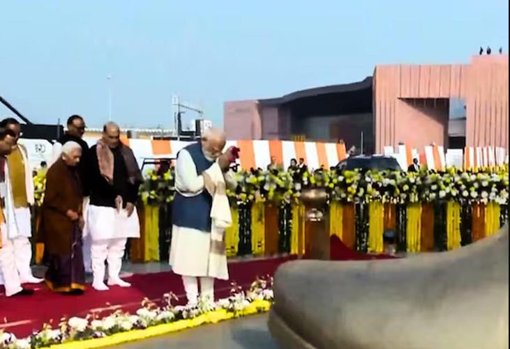 पीएम ने लखनऊ में राष्ट्र प्रेरणा स्थल का किया शुभारंभ, 3 ब्राह्मण की मूर्ति लगीं