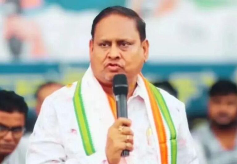 टीएमसी से निकाले जाने के बाद कबीर अब नई पार्टी का करेंगे गठन