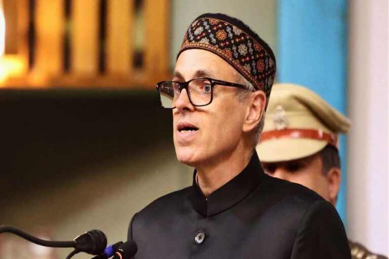 सीएम उमर ने कहा- भ्रम में मत रहिए मैं दिल्ली और कश्मीर में अलग-अलग बात नहीं करता