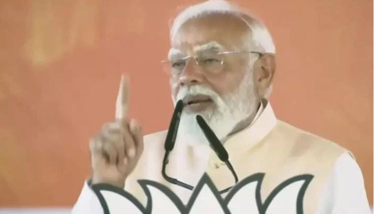 PM मोदी ने मालदा रैली में की TMC सांसद के पिता की तारीफ, भाषण के दौरान दी श्रद्धांजलि