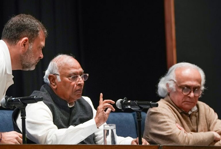 ट्रंप के दावे को लेकर कांग्रेस का PM मोदी पर तंज, कहा-70 बार मजाक उडा… फिर भी चुप्पी