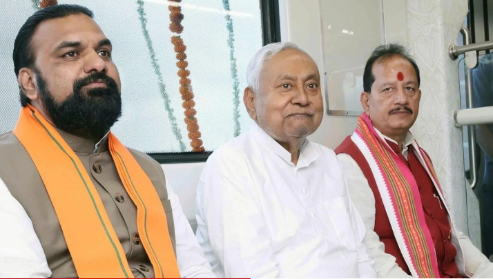 नीतीश कुमार से कितने अमीर हैं उनके दोनों डिप्टी सीएम? जानें सम्राट चौधरी और विजय सिन्हा की संपत्ति