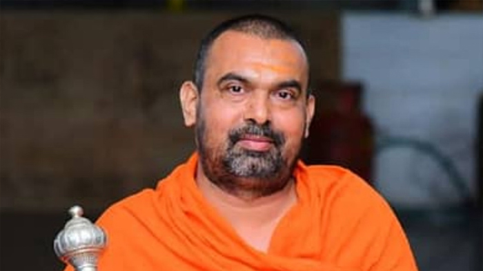 तिंथानी कनक गुरु पीठ के सिद्धरामानंद स्वामी का निधन, 49 वर्ष की आयु में हार्ट अटैक से मौत