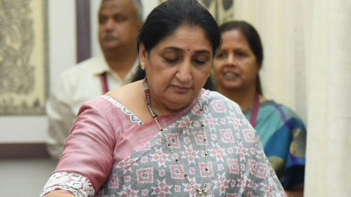 सुनेत्रा पवार ने ली डिप्टी सीएम पद की शपथ, अजित पवार अमर रहे के लगे नारे