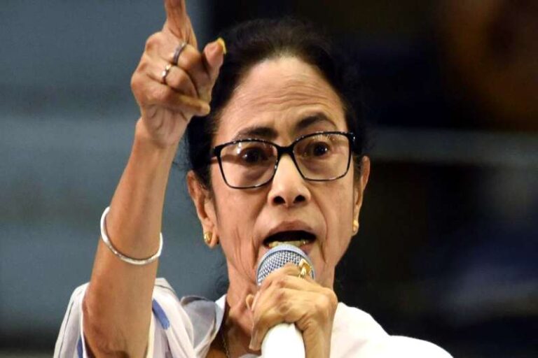ममता बनर्जी ने तारिक भाई को भेजा फूल और मिठाइयां, रमजान की अग्रिम मुबारकबाद