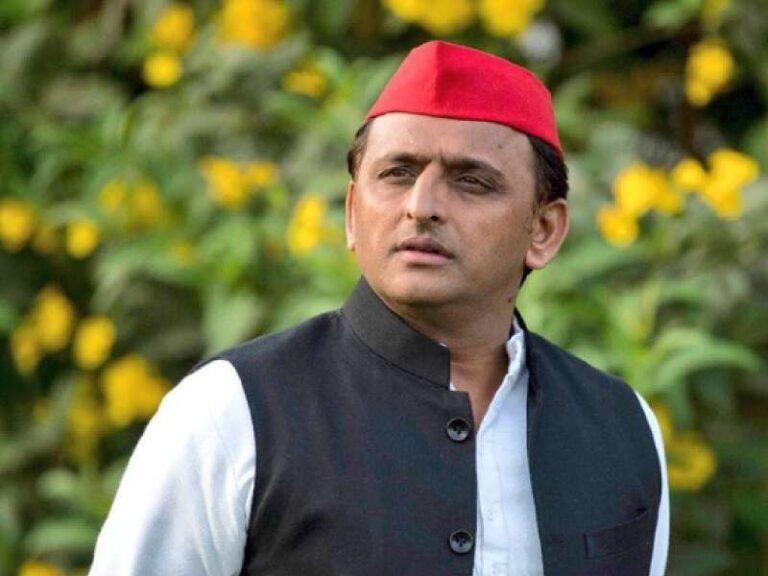 ‘चोले’ से नहीं, वाणी से पहचान – अखिलेश यादव का तंज