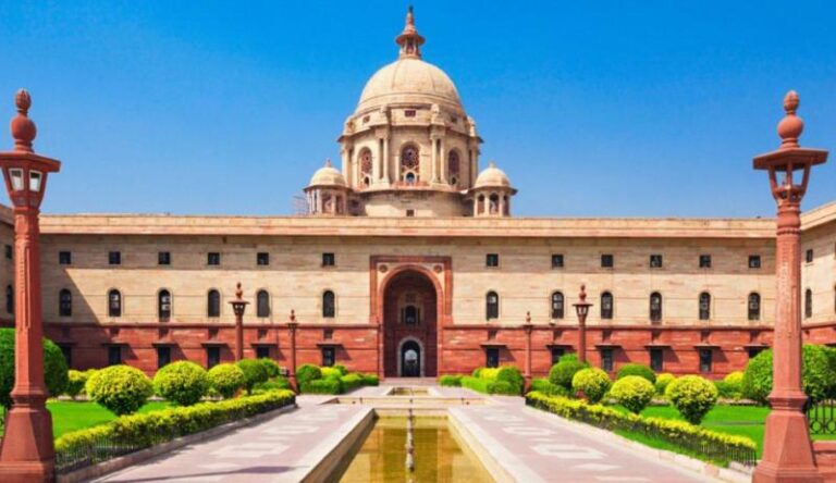 विवाद के बीच तृणमूल सांसदों को झटका, राष्ट्रपति भवन ने मुलाकात का अनुरोध ठुकराया