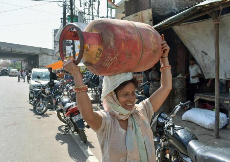 शहरी और ग्रामीण भारत में रसोई गैस की खपत का हाल