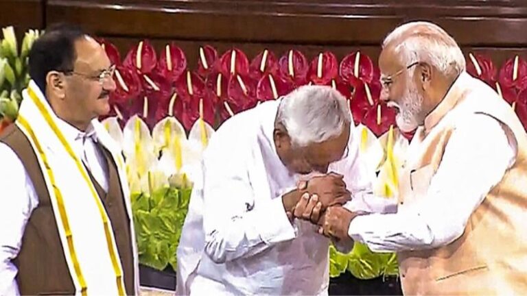 Nitish Kumar किसके कहने पर भाजपा के करीब आए, Narendra Modi के नाम पर पहले हुए थे दूर